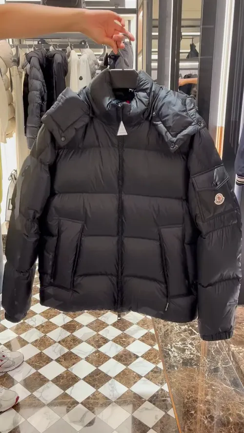 # 𝑴𝒐𝒏𝒄𝒍𝒆𝒓｜ / 25𝒔𝒔 Couyere Same Style #T 62#